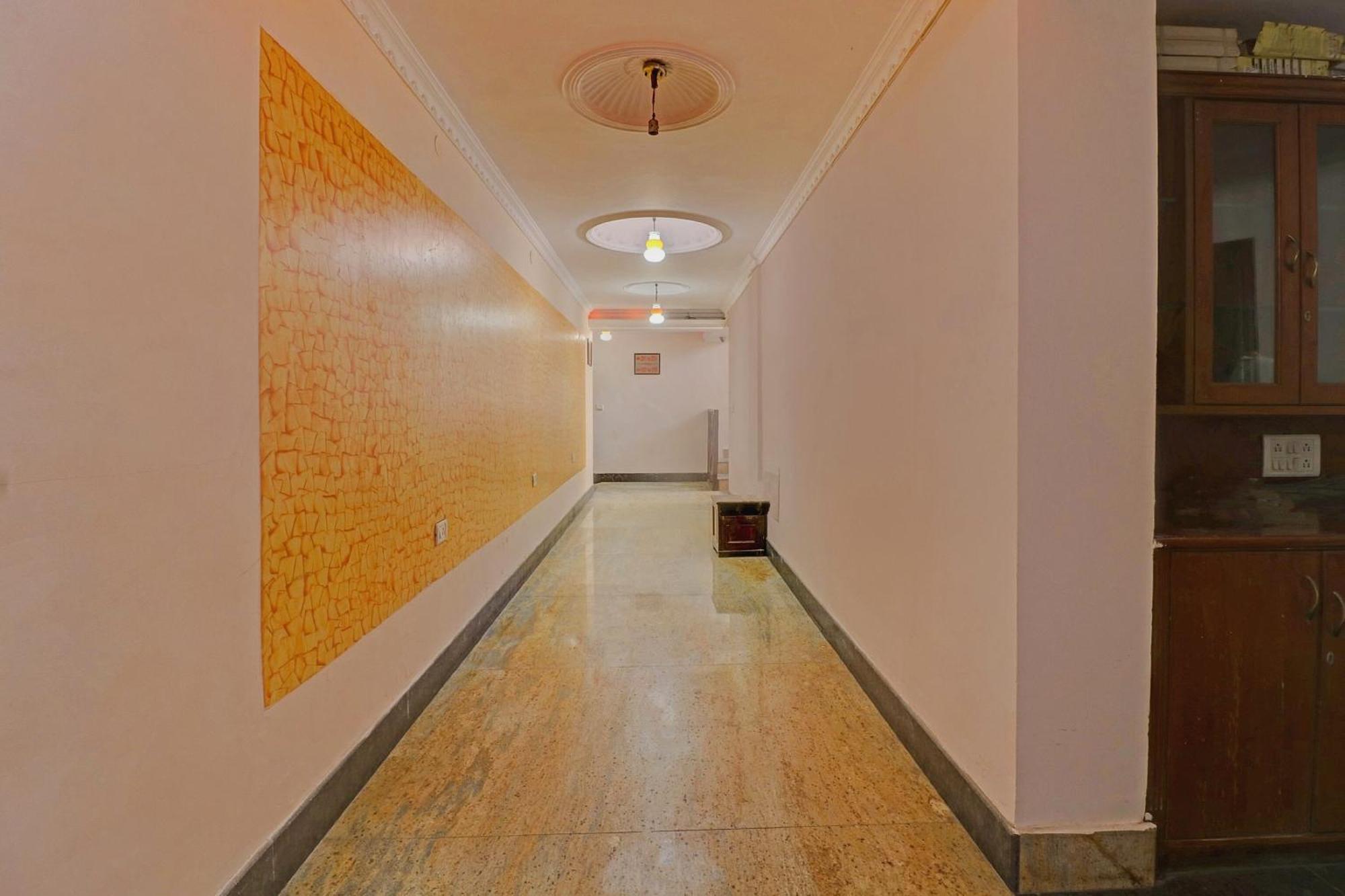 העיר בנגלור Hotel O Royal Grand Residency Near Lalbagh Botanical Garden מראה חיצוני תמונה